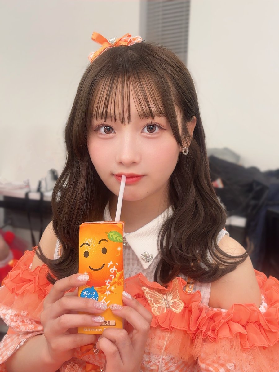 オレンジ担当のなっちゃんです🍊🧡