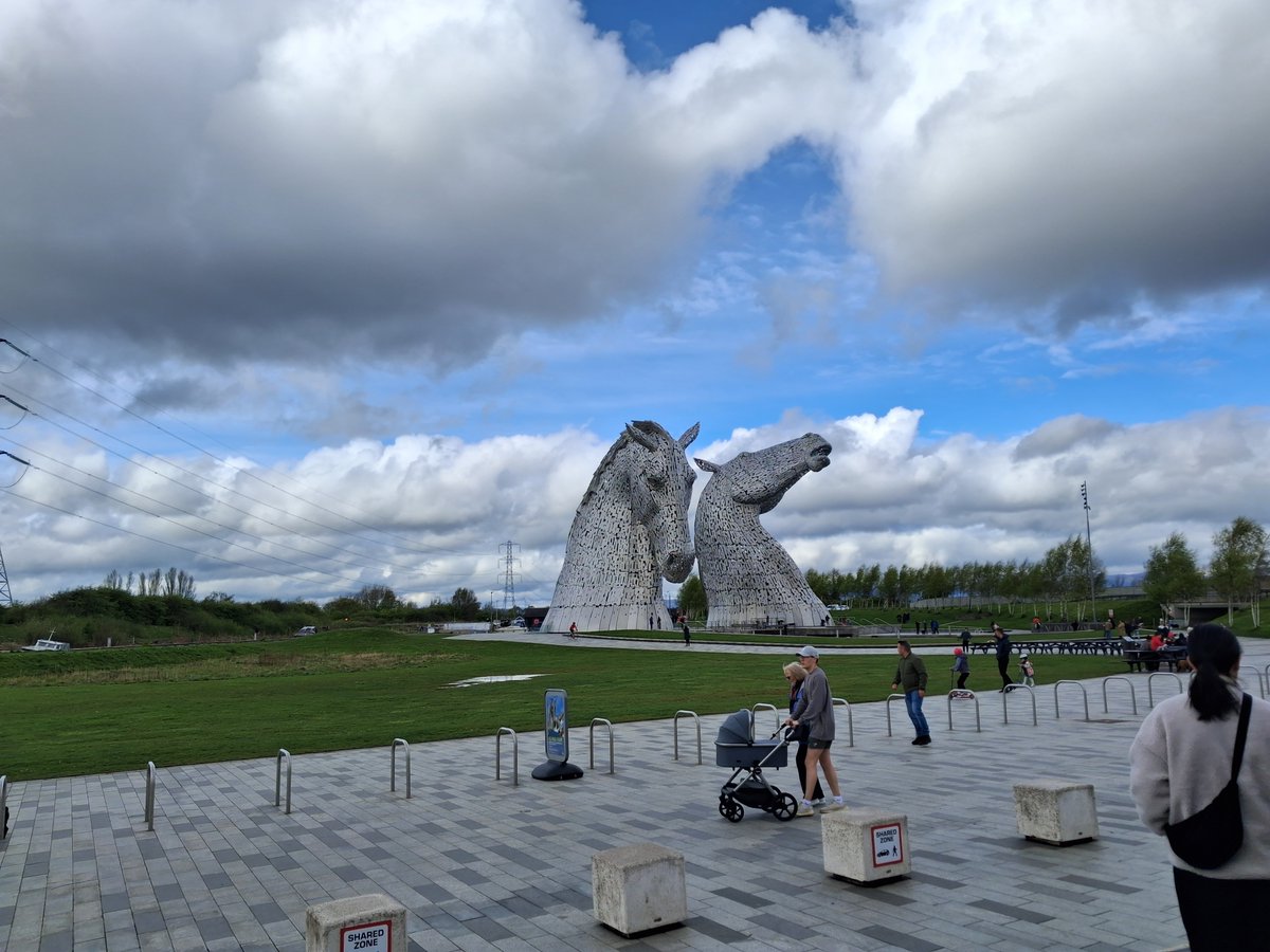 Fantastic "taster" walk with the #Falkirk group to #TheKelpies today. Feel welcome to contact me if you would like to find out more about upcoming walks in the area!

<a href="/Enable_Tweets/">Enable</a>