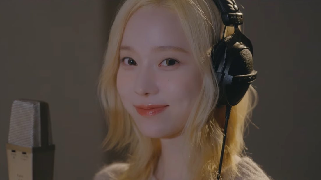 hourly winter (@hourlykwinter) on Twitter photo 