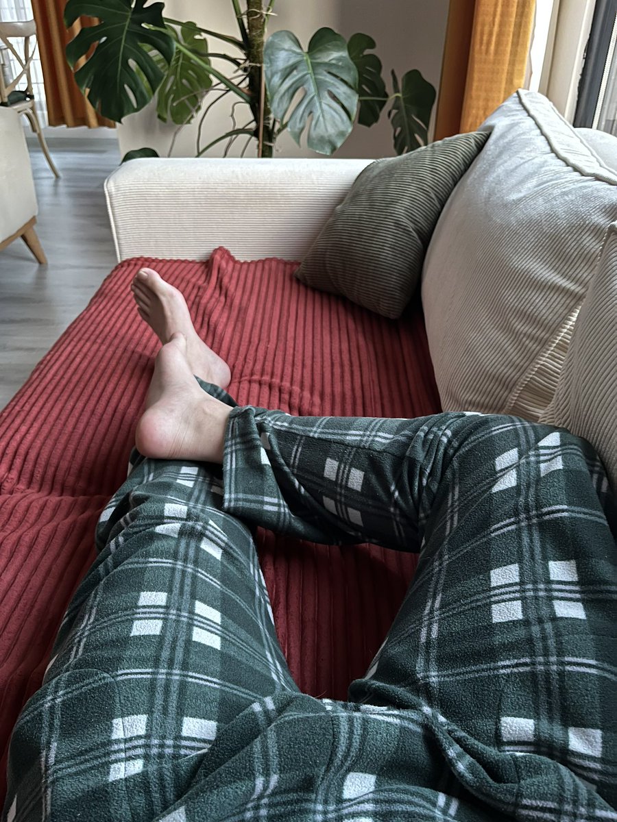 Nerdeymiş benim kölelerim 😈