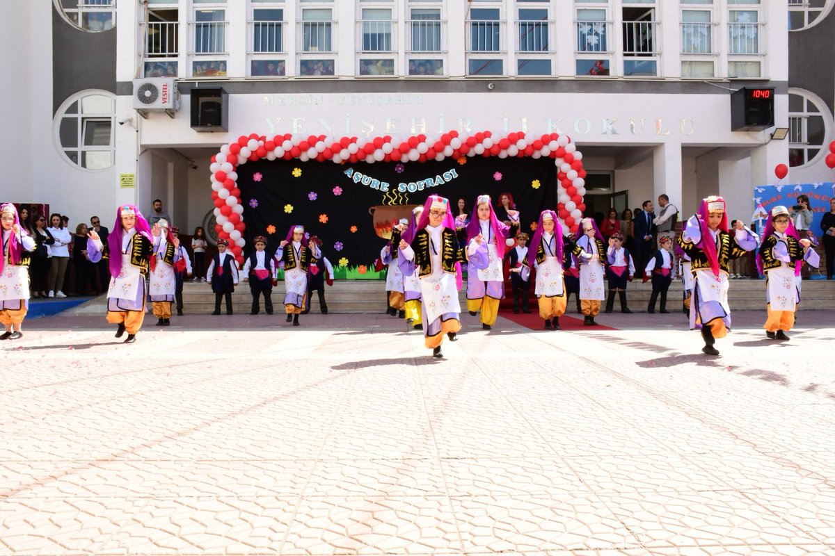 yesilaymersin's tweet photo. Yenişehir İlçe Müdürlüğümüzce düzenlenen "Aşure Sofrası etkinliğine Şube Başkanımız Kemalettin Erdoğan tarafından katılım sağlandı. #Yeşilay https://t.co/0C0zsbQfj2