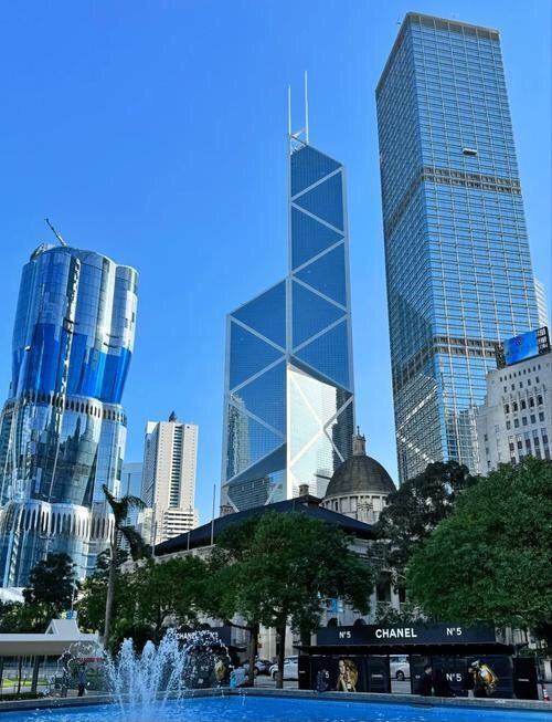 Grace40713's tweet photo. China's National Bureau of Statistics released data on the 16th, showing that the country's gross domestic product (GDP) in the first quarter was 31,875.8 billion yuan, a year-on-year increase of 5.4% and a quarter-on-quarter increase of 1.2% from the fourth quarter of last year. https://t.co/pVLjTX9GN0