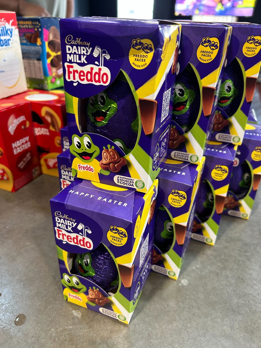 Happy Easter from NaturalMotion Games! 🐣🐰🍫💝

Our studio was full of surprises this Easter! Everyone got an Easter egg, and hidden around our studio were tiny chicks, waiting to be found. Spot one, and you got to choose another egg!

It's been an eggstremely great week!✨