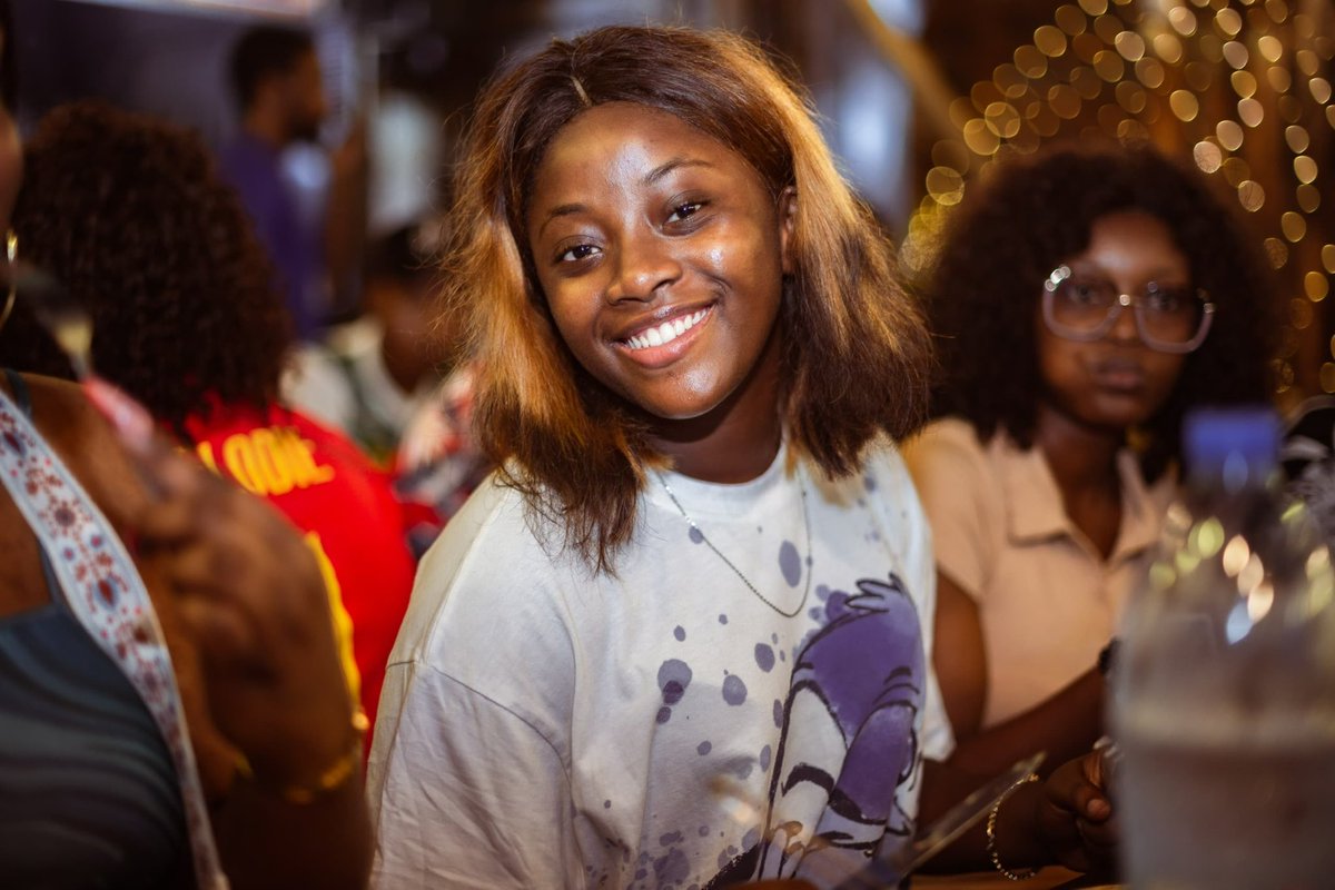 Hello Friend’s

Les plus beaux sourires se partagent autour d’un bon plat !

#FriendsFood #BonneAmbiance #BonAppétit #SmileAndEat