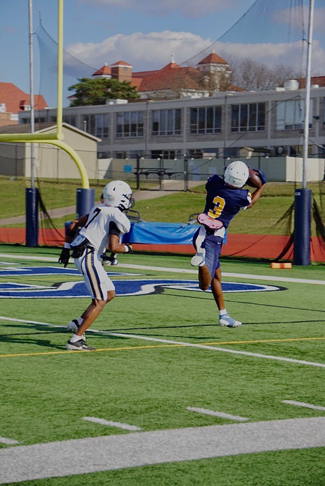 SienaHeightsFB's tweet image. What a great way to end a Spring!!
We wanted to thank everyone who was able to make it out to our Spring Game this past Saturday afternoon!
2025 Season ⏳……
PC: @_gracewetzel_
#ONE💛💙 #JoinTheHunt🐺#FearTheHalo💫