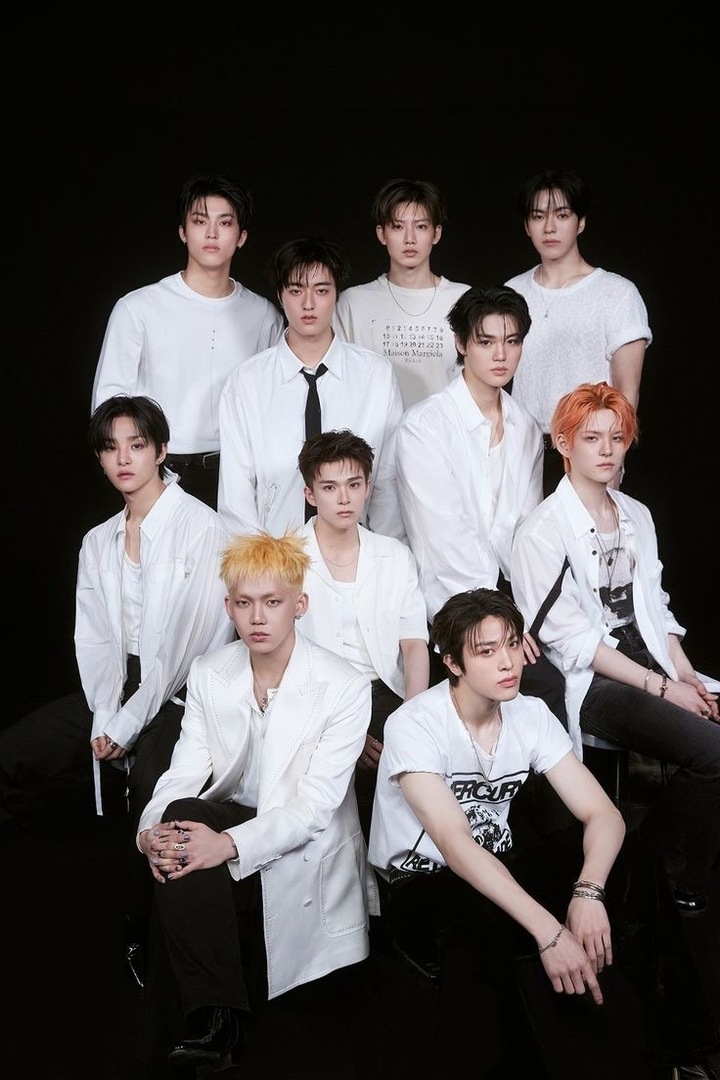 starfess's tweet photo. -star Main yuk

WHO IN TREASURE 

caught your attention first: 
first bias: 
your bias now:
bias wrecker: 
first mv you saw:
fav song: https://t.co/tqyltYpKGV