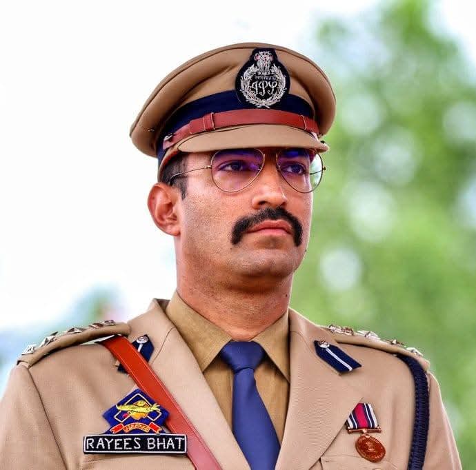 GulistanNewsTV's tweet photo. Rayees Mohammad Bhat (IPS) Is new DIG CID Kashmir

#JammuAndKashmir https://t.co/oPtlN1HfIc