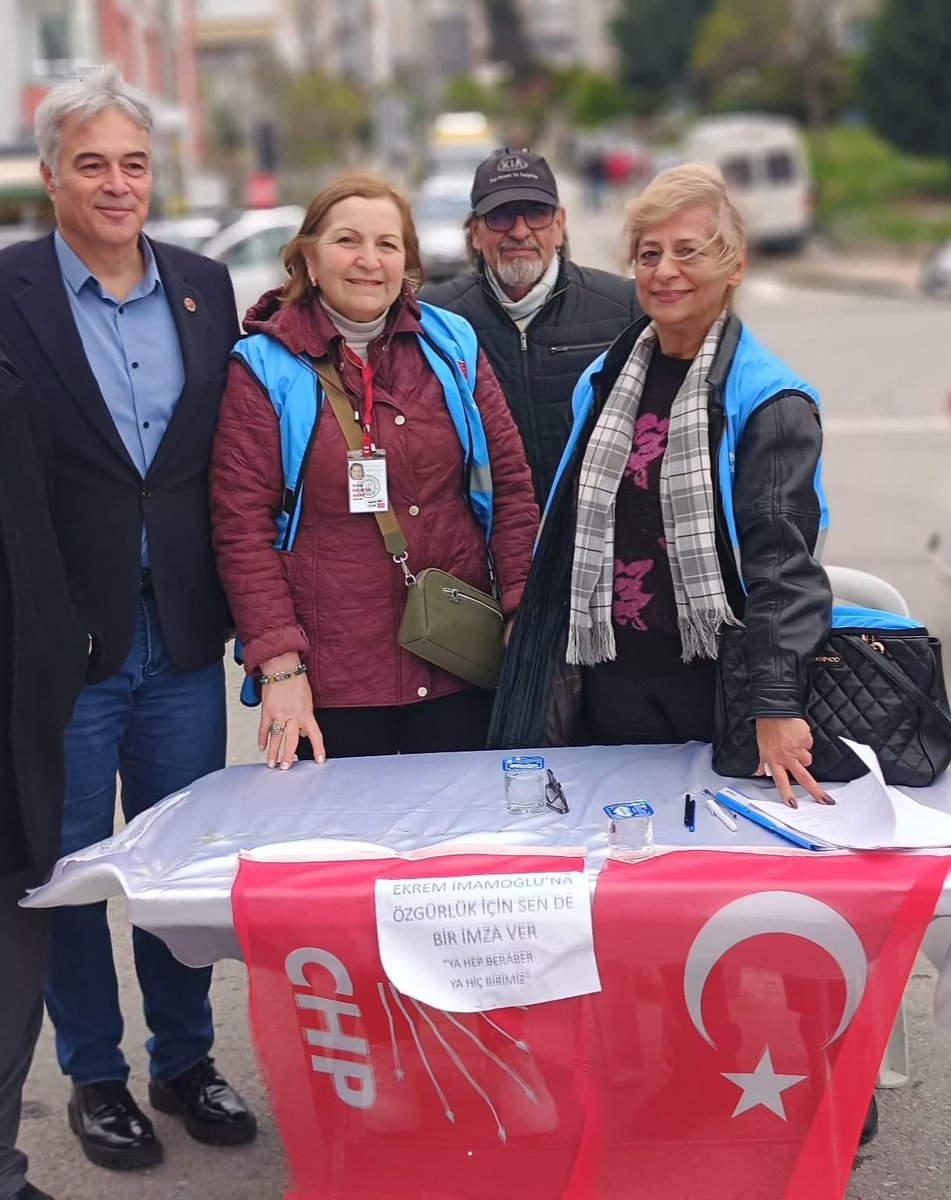 Cumhuriyet Halk Partisi Atakum İlçe Başkanlığı olarak her geçen gün artan bir kararlılıkla imza kampanyamızı sürdürüyor ve kendimizi halkımıza anlatmaya devam ediyoruz. İmza kampanyamıza destek her geçen gün büyürken, görev alan tüm yol arkadaşlarıma ve imza kampanyasına destek