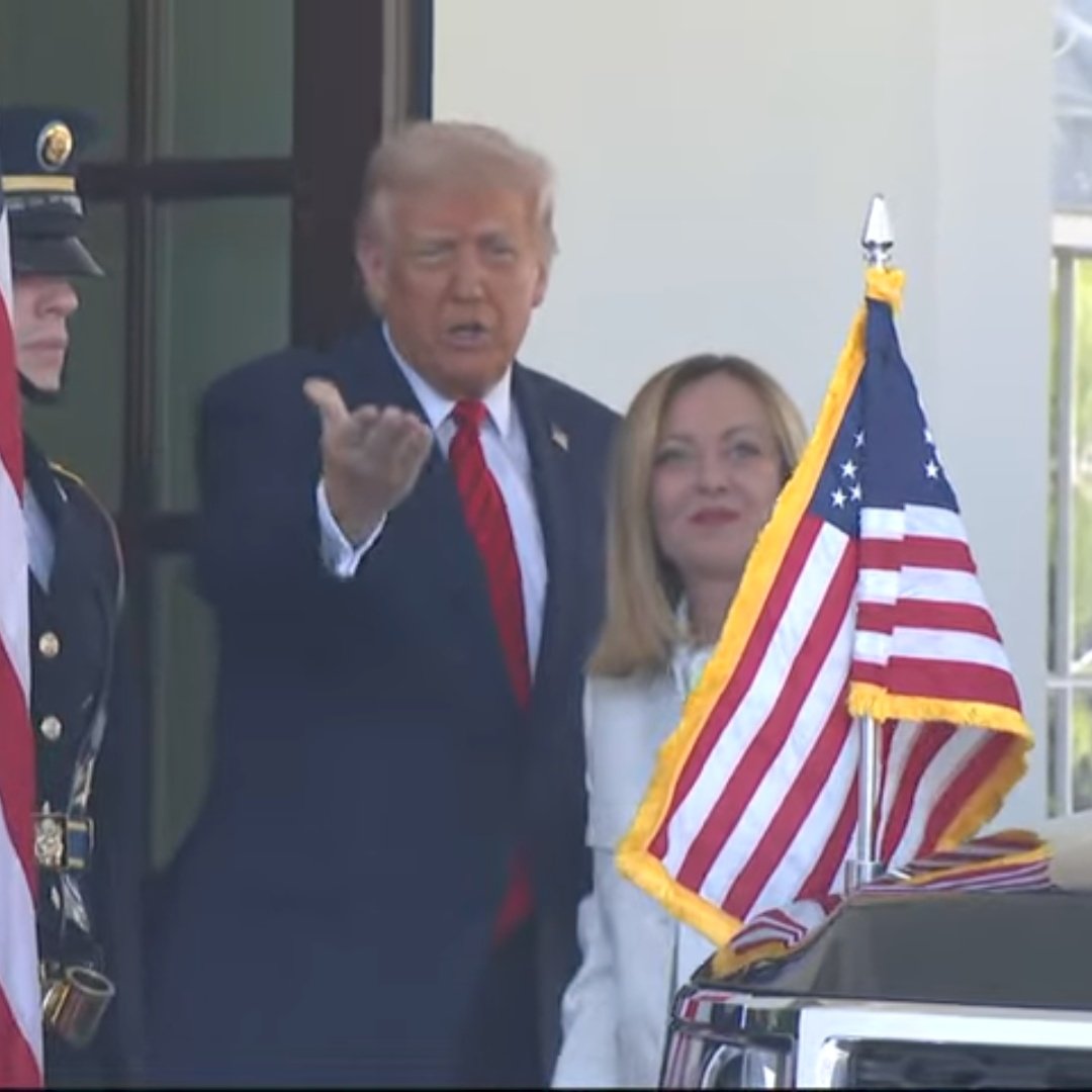 PM Meloni is at the White House!