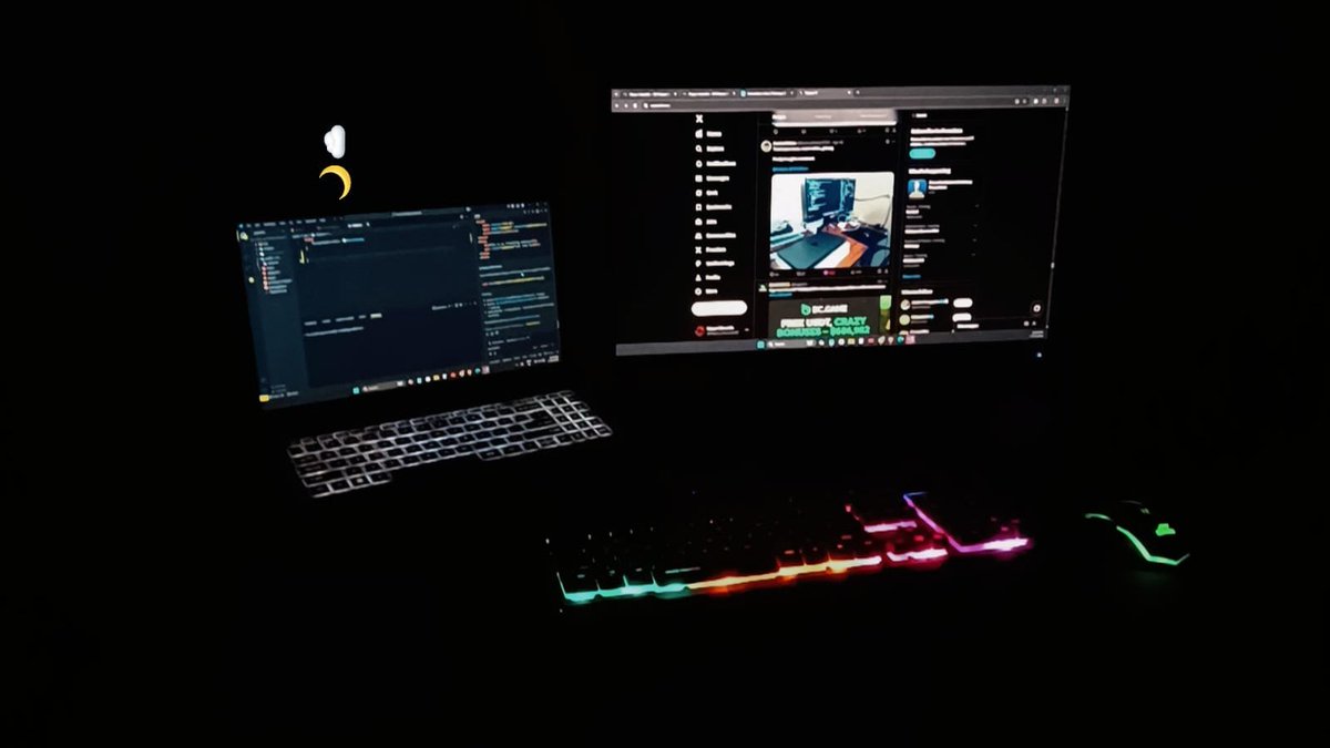 CodeLander tweet media