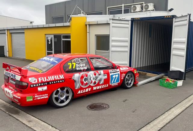 Thundersaloons's tweet photo. Spotted: BTCC Primera Voyage ๐ณ๐ฟ
Ex Matt Neal Nissan Primera being loaded in New Zealand, destination Brands Hatch for Super Touring Power 3 on June 28/29 ๐ฌ๐ง๐
#SuperTouringPower #BrandsHatch #CTCRC #BTCC
(๐ธยฉ๏ธ Precision Motorsport) https://t.co/QXDAEtae0T