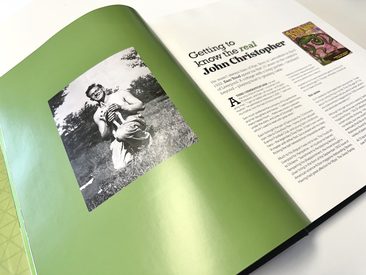 tripodsbook's tweet photo. THURSDAY THANKS – to the Youds
Having yesterday marked 103 years since the birth of author Sam Youd (John Christopher) it’s fitting today we show gratitude for the time and effort Sam's family contributed to @tripodsbook 
Nick, Rose (RIP) – thank you🙏 You did your Dad proud

📷 https://t.co/kwrlJP9JAH