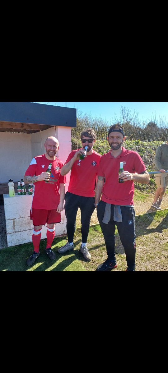 On Good Friday, it’s the annual over 35s charity match vs Millhead FC. 11am kick off at Quarry Park with family entertainment and raffle on afterwards in the Ex-Serviceman’s Club Carnforth. All welcome..!!
<a href="/CarnforthRanger/">Carnforth Rangers FC</a>