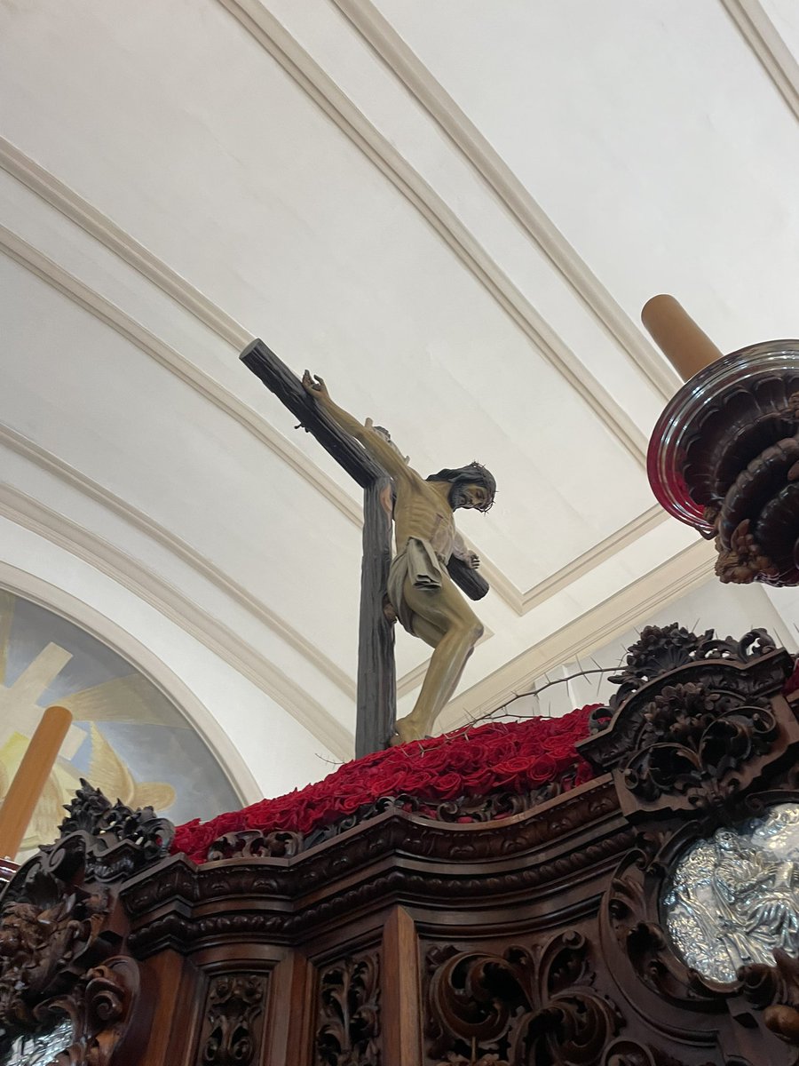 gloriallj's tweet photo. Como cada Martes Santo 🖤 https://t.co/kykNjQqtii