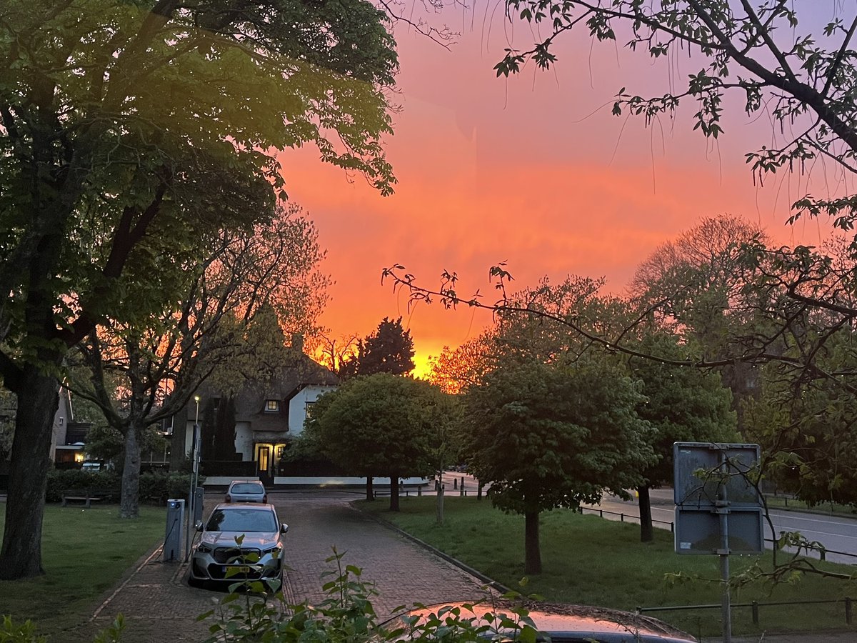Mooie luchten gisteren in Nijmegen
