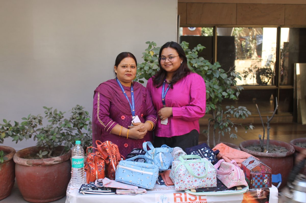 SMAART_FHTS's tweet photo. RISE by FHTS: Communities lifting each other up.
These everyday essentials carry more than just utility — they carry stories of resilience, creativity, and empowerment. This is more than livelihood. It’s solidarity in action. 
#RISEbyFHTS #SupportingWomen #CommunityPower #FHTS https://t.co/AwfGrZqSAX