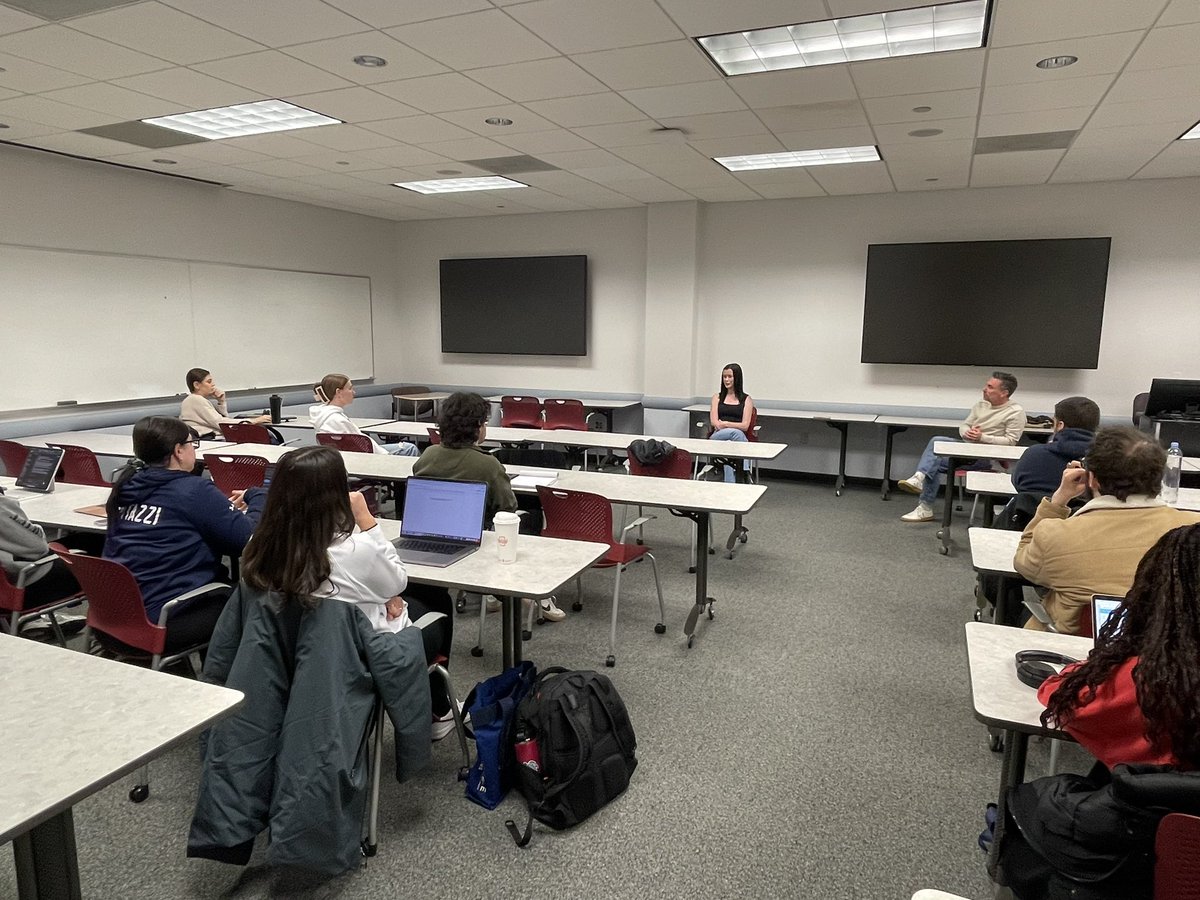 three rutgers visits three weeks in a row, also talking with @rutgerscypp and gov murphy speechwriting legend derek roseman’s class about politics and social media…so exciting to see so many rutgers students meeting the moment as the young leaders our state and country need!