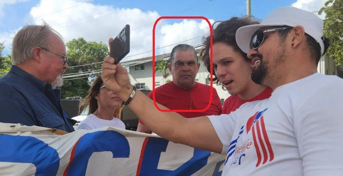 JaviXCubaLibre's tweet photo. LO ÚLTIMO: Identifican a este represor cubano, es parte de @Puentesdeamor1 . @ICEgov @RepCarlos este es otro listo para ser deportado https://t.co/KRtTOnpuWD