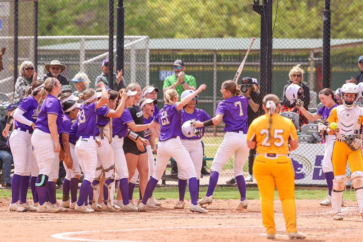 Butler Grizzlies (@butlergrizzlies) on Twitter photo Freshman OF Kyler Demel led the <a href="/BUCOSoftball/">Butler Softball</a> offense in a DH sweep of Garden City, going 6-7 with 6 RBI, 5 runs scored, 2 home runs and a triple. The two home runs both came in the fourth inning of game one and were the first of her collegiate career
๐ฐ tinyurl.com/5n753aj9 Freshman OF Kyler Demel led the <a href="/BUCOSoftball/">Butler Softball</a> offense in a DH sweep of Garden City, going 6-7 with 6 RBI, 5 runs scored, 2 home runs and a triple. The two home runs both came in the fourth inning of game one and were the first of her collegiate career
๐ฐ tinyurl.com/5n753aj9