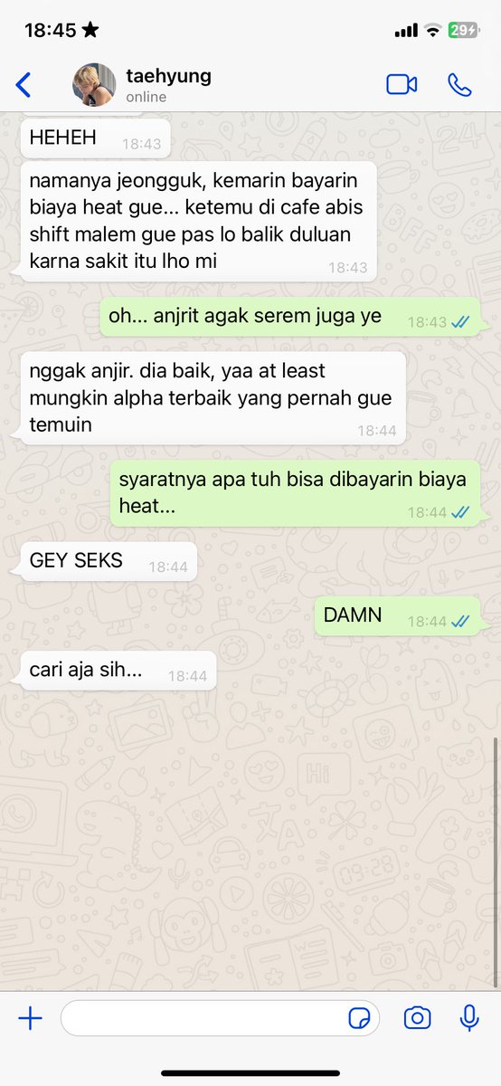 siinamoanroll's tweet photo. kata jimin, jadi omega tuh susah. mana kemarin supressant nggak dicover BPJS. jalan keluarnya ya cuma nikah sama alpha kaya, minusnya paling patriarki aja https://t.co/Usxxhb24vR