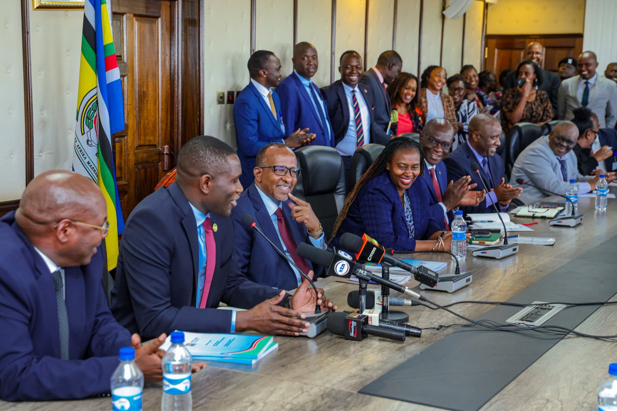 Mary Muthoni Muriuki, CBS, HSC tweet media