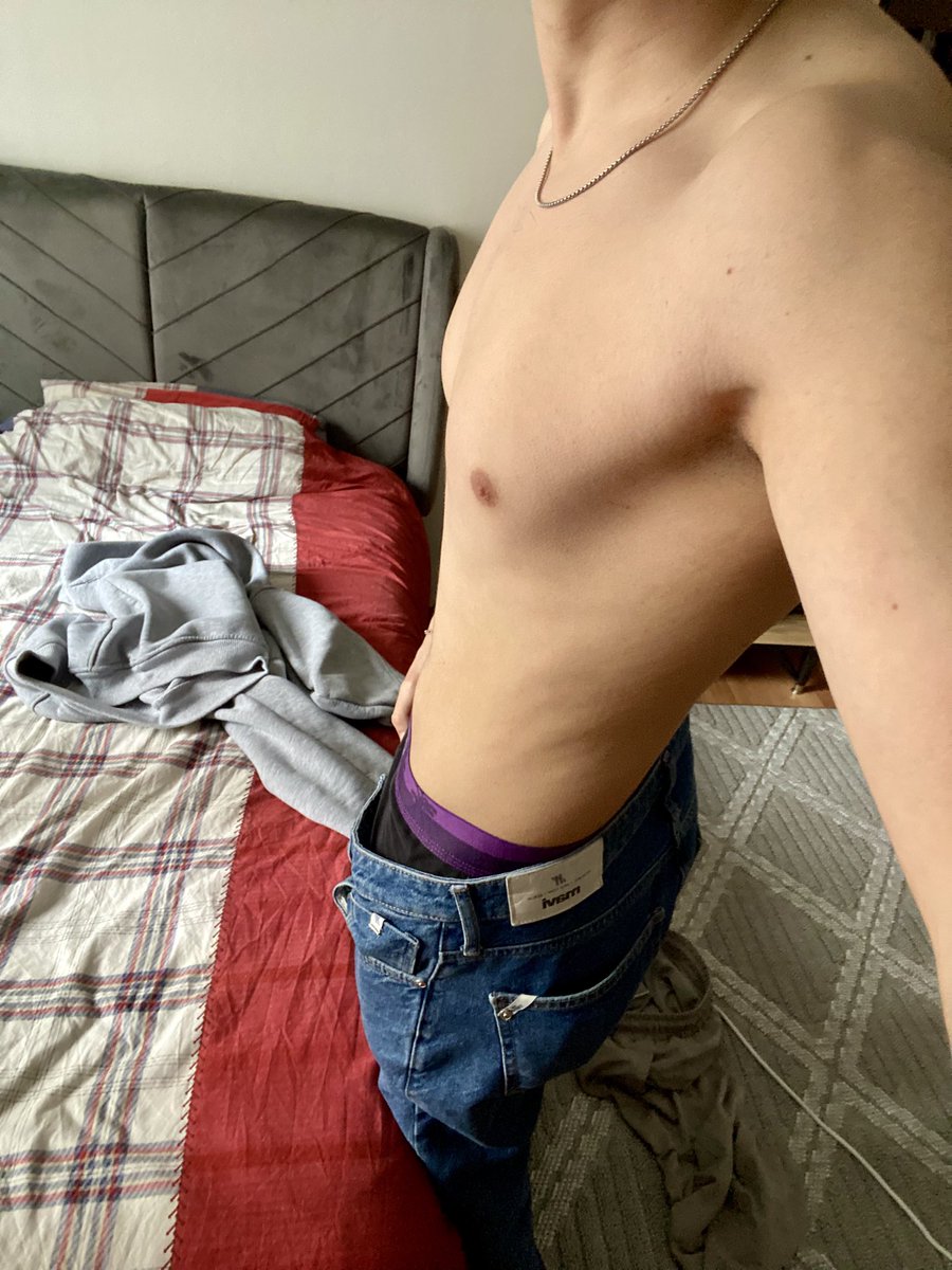 ORDU 20 yaşında BİSEX aktifim kişiden kişiye pasifte oluyorum lütfen yaşıma yakın veya çiftler dm’den ulaşabilir☺️

#ordugay #orducift #ordupasif #giresungay