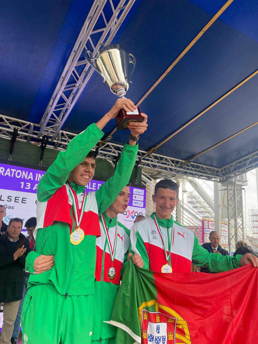 FundacaoDo453's tweet photo. Portugal brilha nos Europeus de Estrada Virtus 2025 (atletas com deficiência intelectual)!
Em Génova, na 9.ª edição do evento Portugal conquistou 4 medalhas de ouro!
Parabéns aos nossos atletas!
#Virtus2025 #desporto #atletismo #highsportugal #fundacaododesporto https://t.co/ES10knBcCU