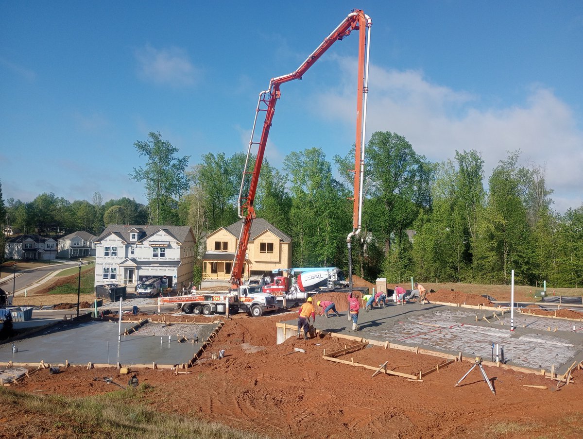 Pumping multiple slabs from one set up is a great way to save time and money. We found BBCP operator Bryan Tolbert doing just that last week in Flowery Branch, GA.  For a look at all of our equipment in Georgia go to brundagebone.com/states/georgia/
#Brundagebone #BBCP #concretepump