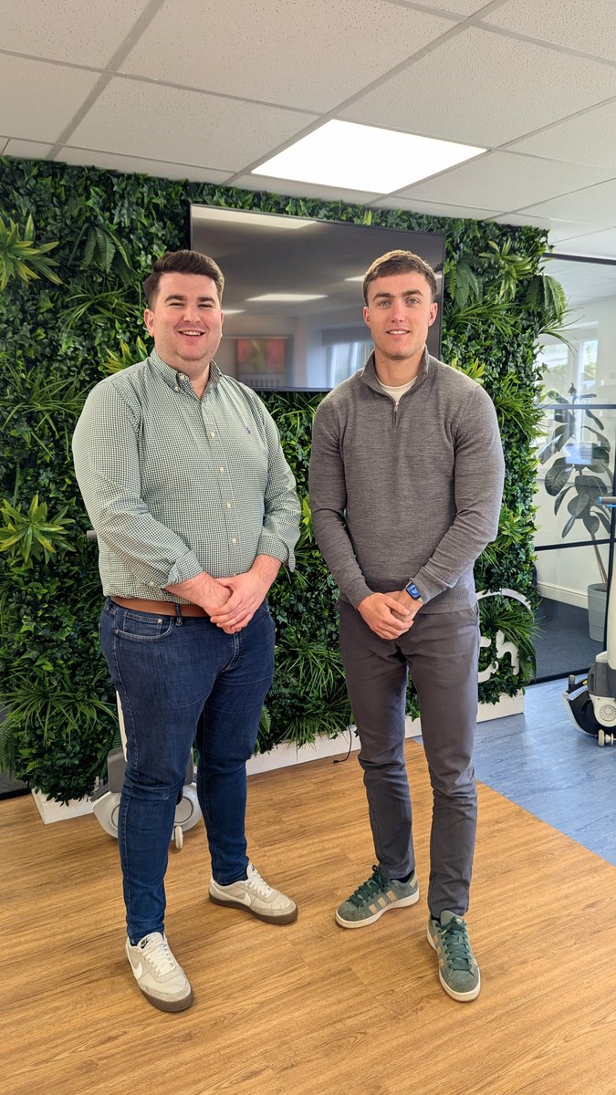 ChespackHygiene's tweet photo. We had a great morning at Chespack Hygiene in our own take on Dragon's Den. While it was lots of fun, it was also a great way to strengthen our pitch: We help commercial cleaning contractors and in-house teams deliver clean, safe, and thriving spaces. https://t.co/GGcfja5gHN