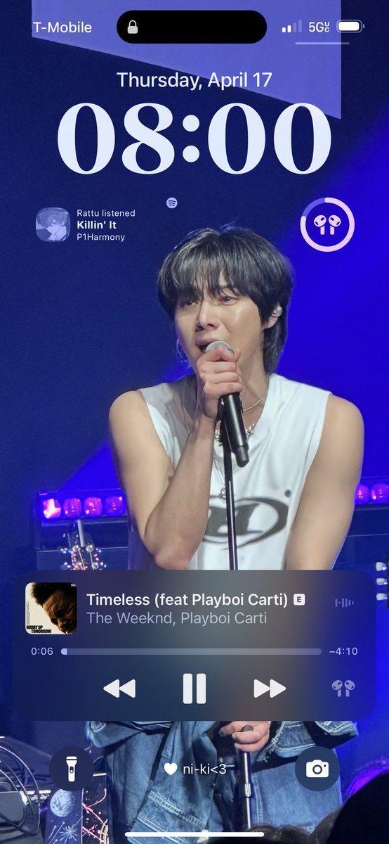 when ur playlist is so bipolar u just have to sit n wonder