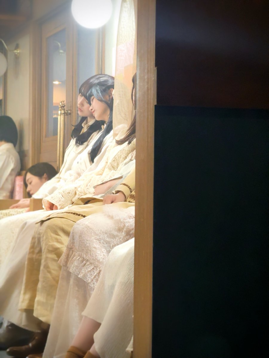 Terepan_terere's tweet photo. 今年のかきてれ☺️

#賀喜遥香 #池田瑛紗 #乃木坂46 https://t.co/Ep80omrBQM