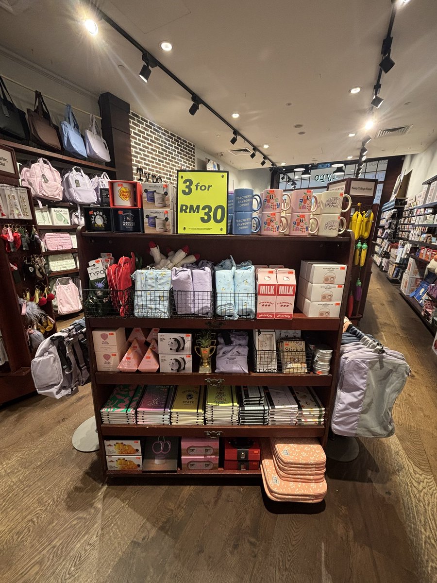 hafizkenny's tweet photo. ITS HAPPENING NOW ! 

3 FOR RM30 ON SELECTED ITEMS AT TYPO 😍 https://t.co/R1etrlOMte