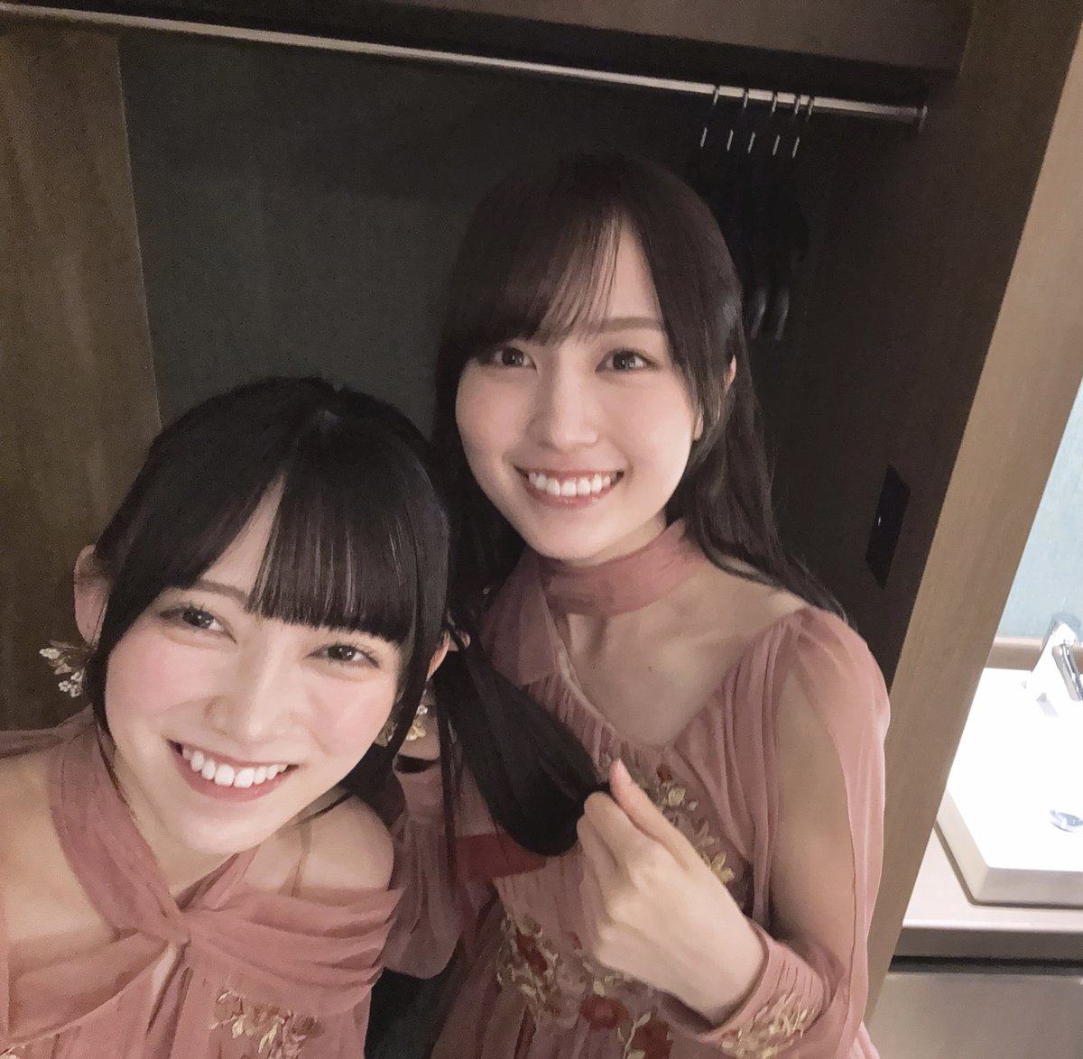 Terepan_terere's tweet photo. 今年のかきてれ☺️

#賀喜遥香 #池田瑛紗 #乃木坂46 https://t.co/Ep80omrBQM