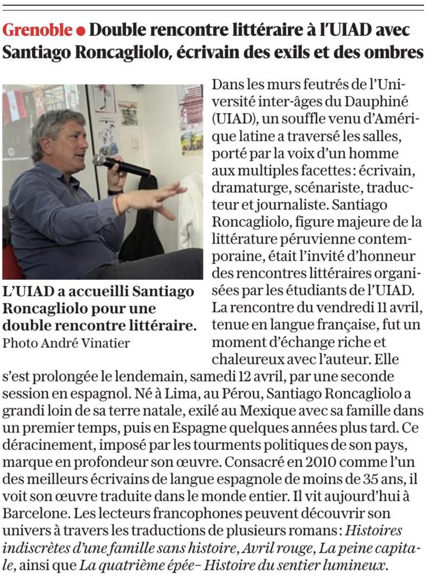 Univdauphine's tweet photo. Santiago Roncagliolo a trouvé son public à l'UIAD, que d'échanges lors des deux conférences et tout s'est terminé autour d'un verre comme il se doit ! Merci Santiago pour votre sympathie. Merci à Ligia Martins l'enseignante pour avoir organisé ces deux manifestations. https://t.co/xRQdO1ZFGG