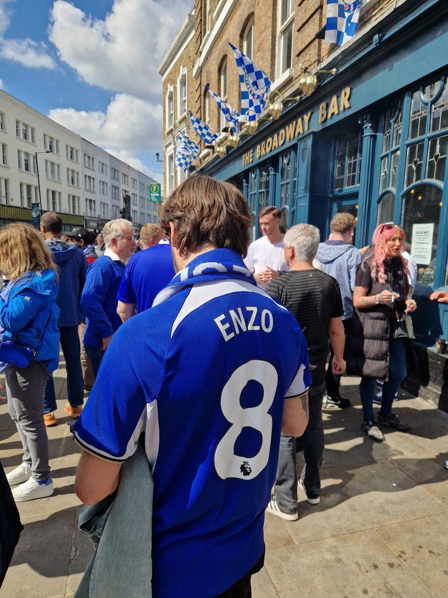 edwinjacobsson1's tweet photo. Tack för denna gången London! Ses snart igen. 💙 #ChelseaFC https://t.co/HiIMVHbgNl