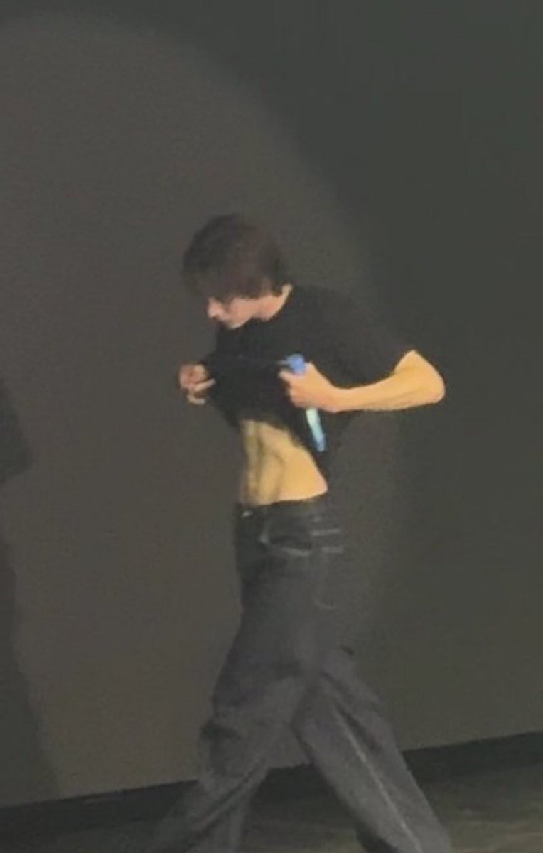 아니잠깐만이게모야.......