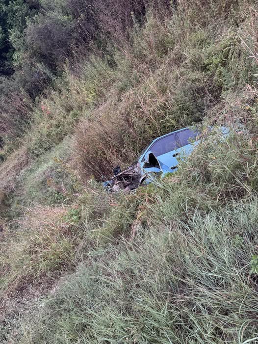 ChannelntvLive's tweet photo. There’s a car that veered off the road and went down a ditch on the N4 just after Ngodwane when heading to Mbombela.
There’s no emergency services personnel at the scene at the present moment. https://t.co/dEtD8BiEiI