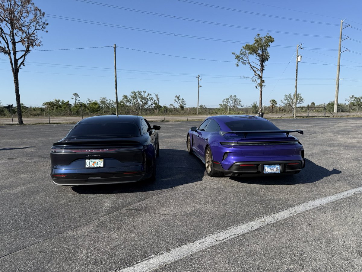 DragTimes tweet media