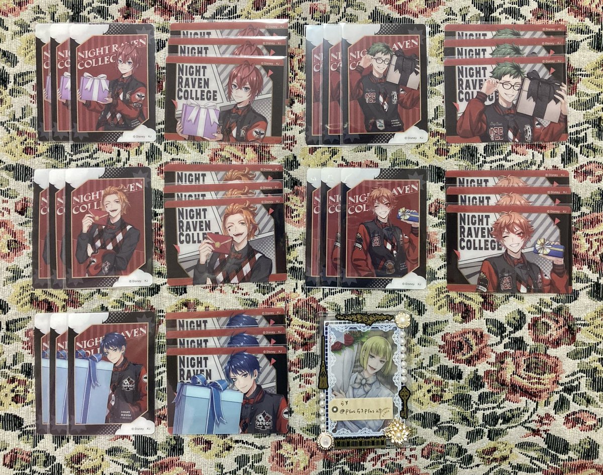 Plus53Plus27's tweet photo. ツイステ ふぁぼカ vol.2 交換

譲）リドル/トレイ/ケイト/エース/デュース/レオナ/ラギー/ジャック☆/アズール/ジェイド/フロイド/カリム/ジャミル/ヴィル☆/エペル/イデア/オルト☆/マレウス/リリア/シルバー/セベク☆
各3点

求）ルーク

条件等リプへ続きます https://t.co/tPrwirmhqe