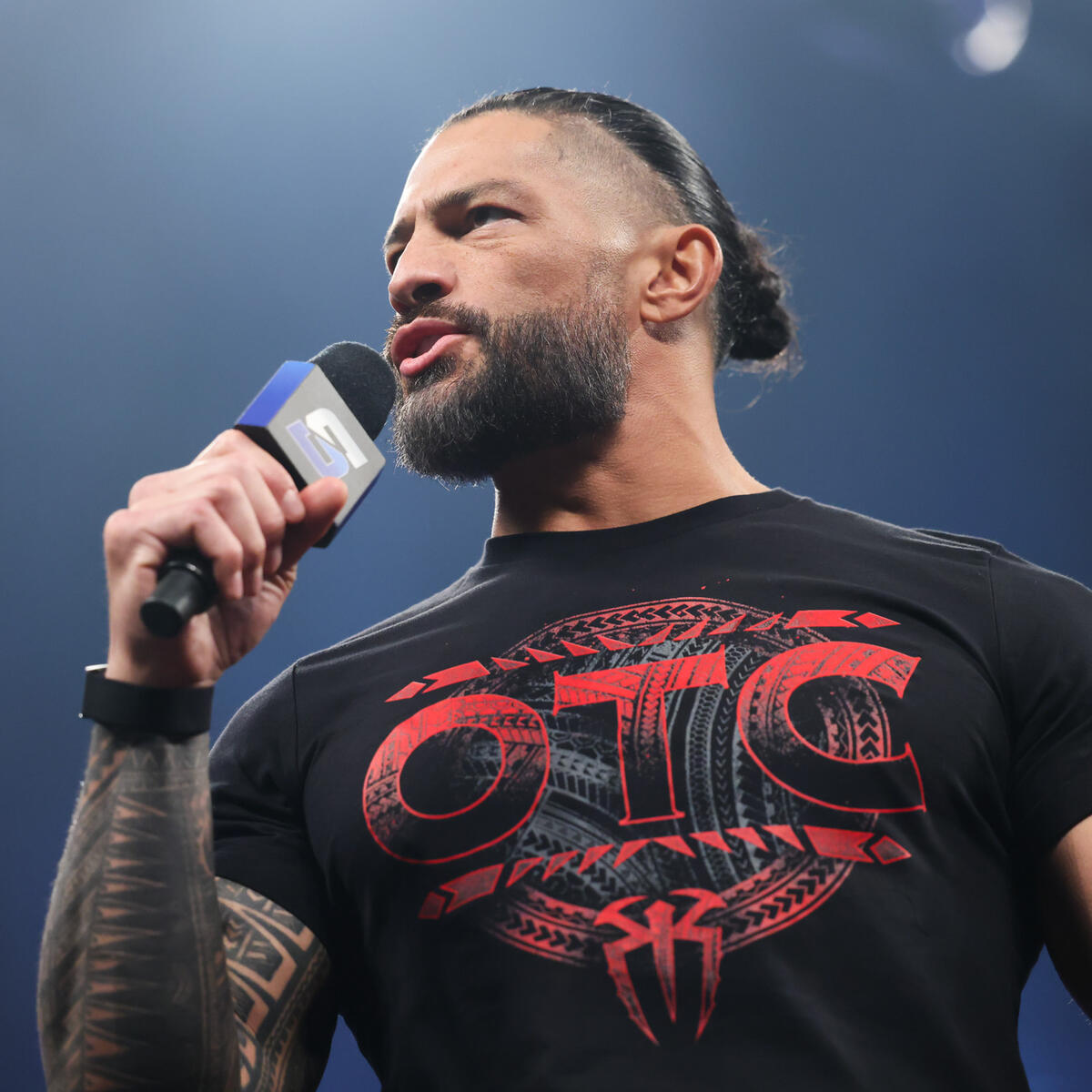 WrestleSeek's tweet photo. Roman Reigns: “After I finish the contract that I’m in, we probably got another year or two max. Then it’s time to take on a less physical form of entertainment.”

(via VanityFair) https://t.co/pqoVw4iyRk