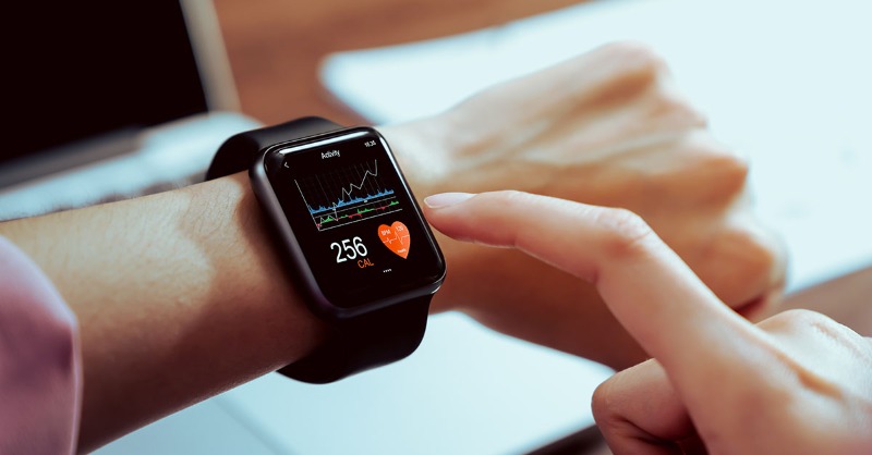 POST_UK's tweet photo. Could a smartwatch help prevent and detect disease? 
 
Up to half of UK adults own wearable devices, with evidence suggesting they could be used in disease prevention. Our latest research explains: https://t.co/vpP0grvz5u