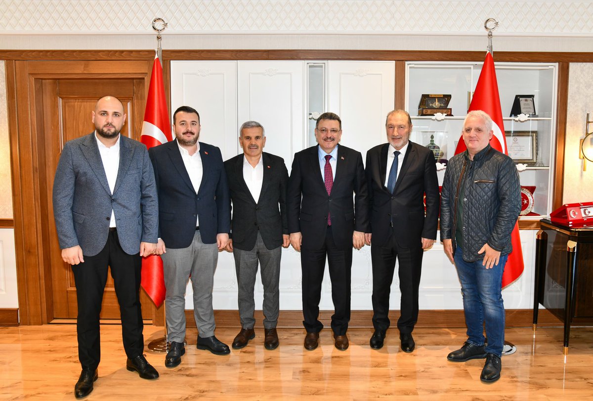 GENEL BAŞKANIMIZ YILMAZ, TRABZON BÜYÜKŞEHİR BELEDİYE BAŞKANI GENÇ’İ MAKAMINDA ZİYARET ETTİ.

Genel Başkanımız Ömer Yılmaz 17 Nisan 2025 Tarihinde Trabzon Büyükşehir Belediye Başkanı Ahmet Metin Genç’i makamında ziyaret etti.