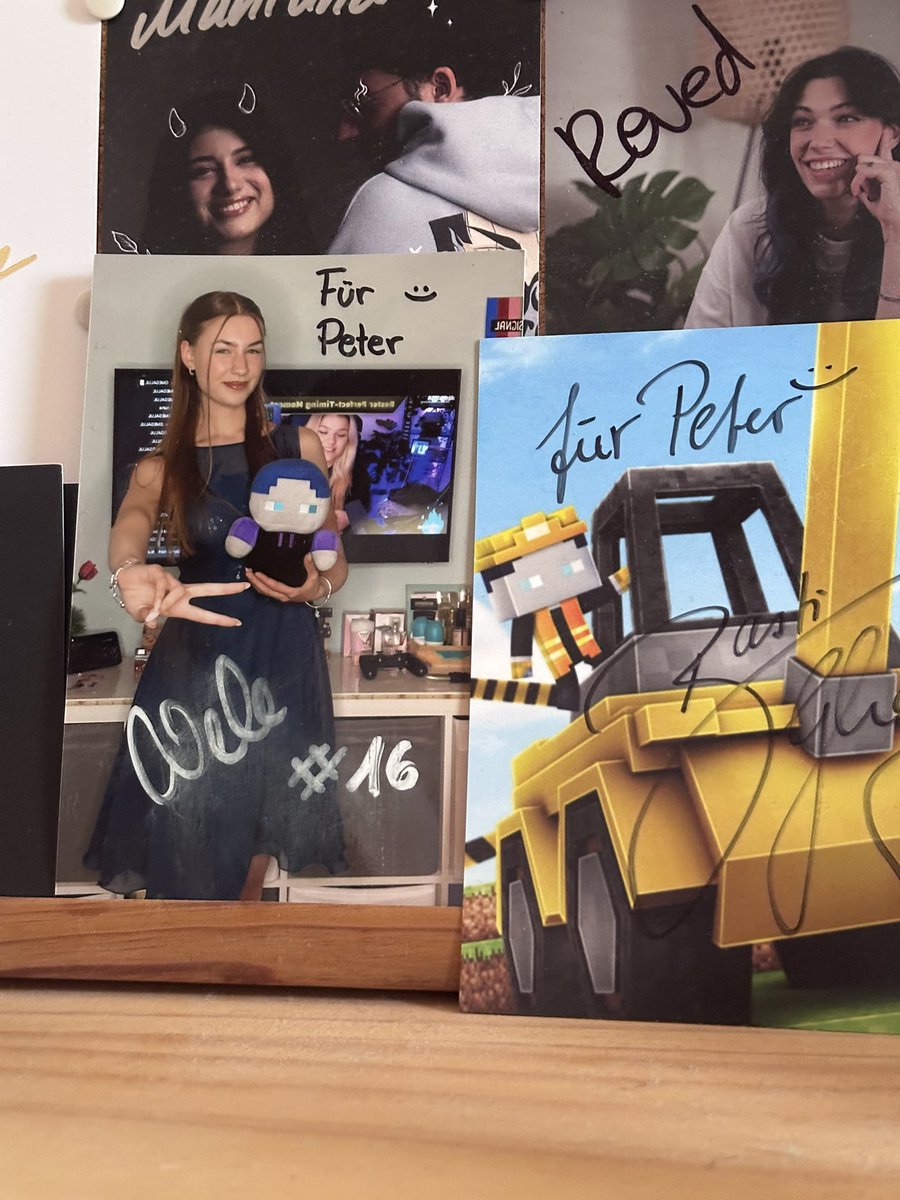 Danke <a href="/Ju5tNele/">Nele | Ju5tNele</a> für die schöne Autogrammkarte 🙏💅💅 Sie passt perfekt zu der von Basti 🫡