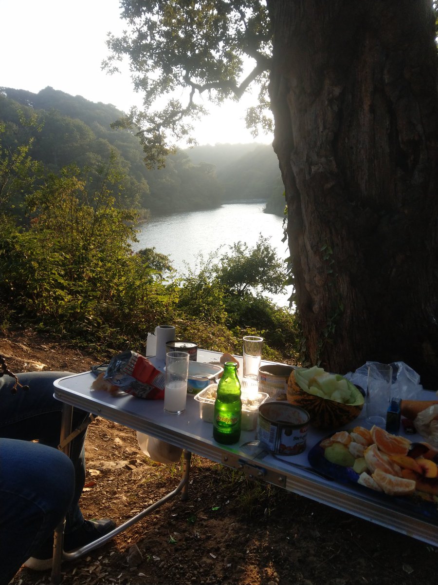 Yine yağmur, yine hazan..