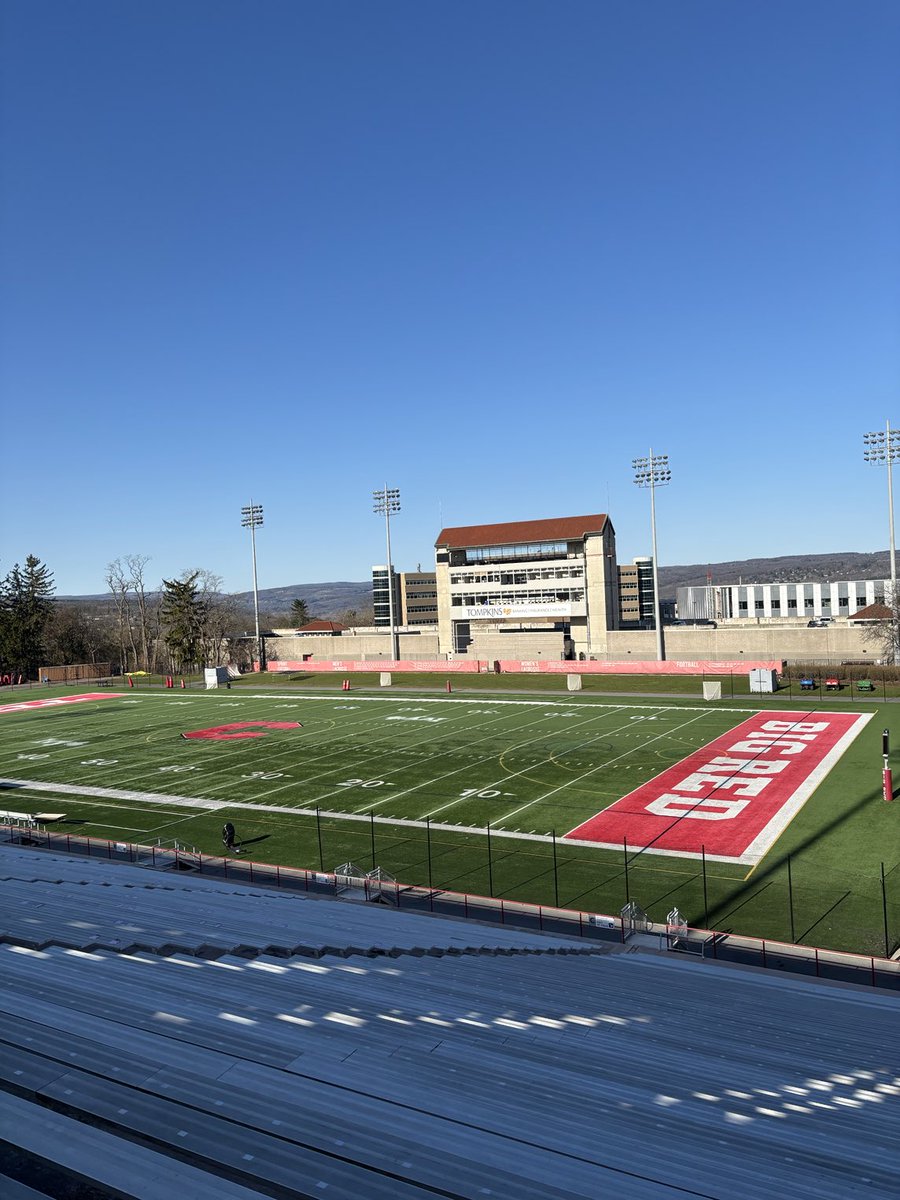 Great day to have a great day!

Go Big Red!!!