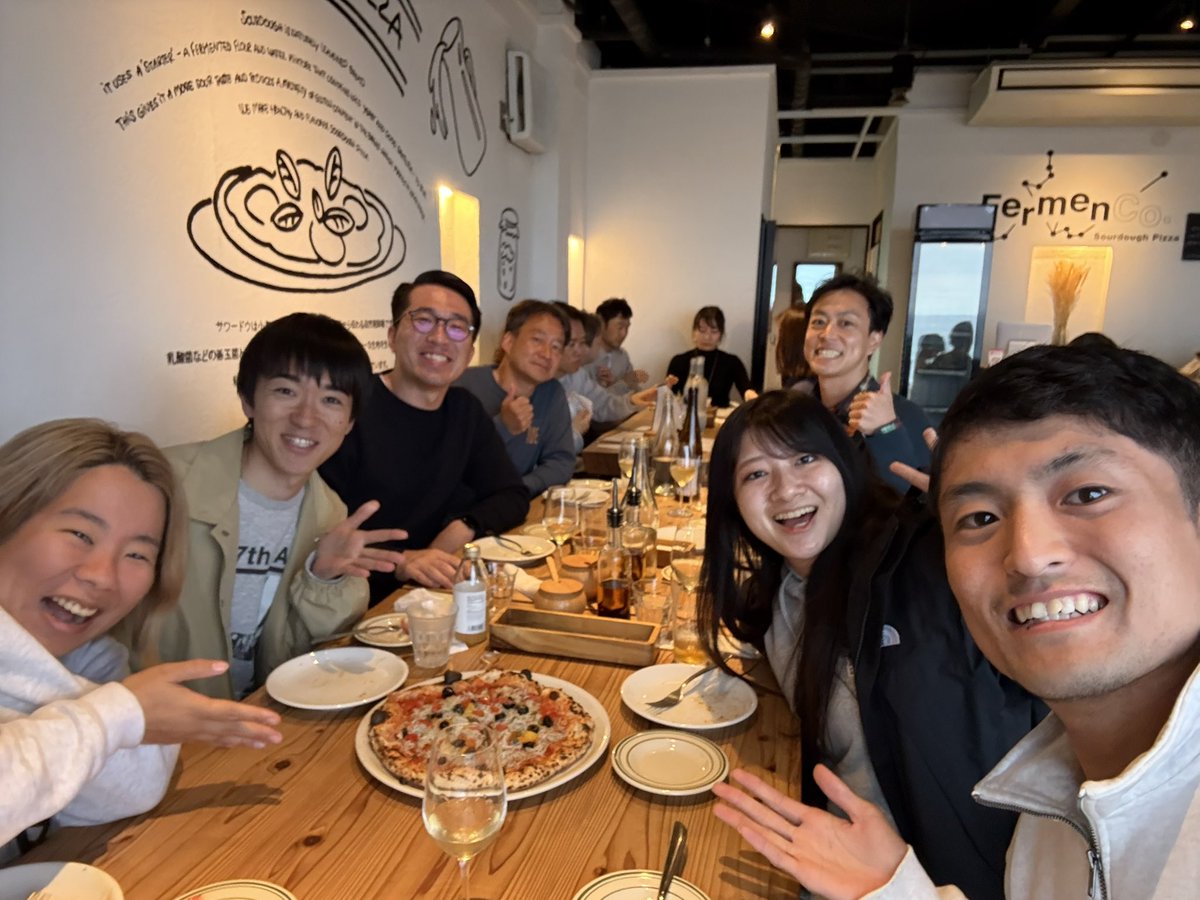 hiro_agtrip's tweet photo. 先週末は静岡県下田市で #WPSワーケーションアンバサダー のラストオフライン会！たまたま予定あったから参戦✋
下田のグルメをみんなで満喫しながらのワーケーション。
アンバサダー以外の人もイベントで来てて、交流できてびっくり！

旅してたらまた皆さんにどこかで会いそうな気がするな〜!

#PR https://t.co/Z2umRooMOj