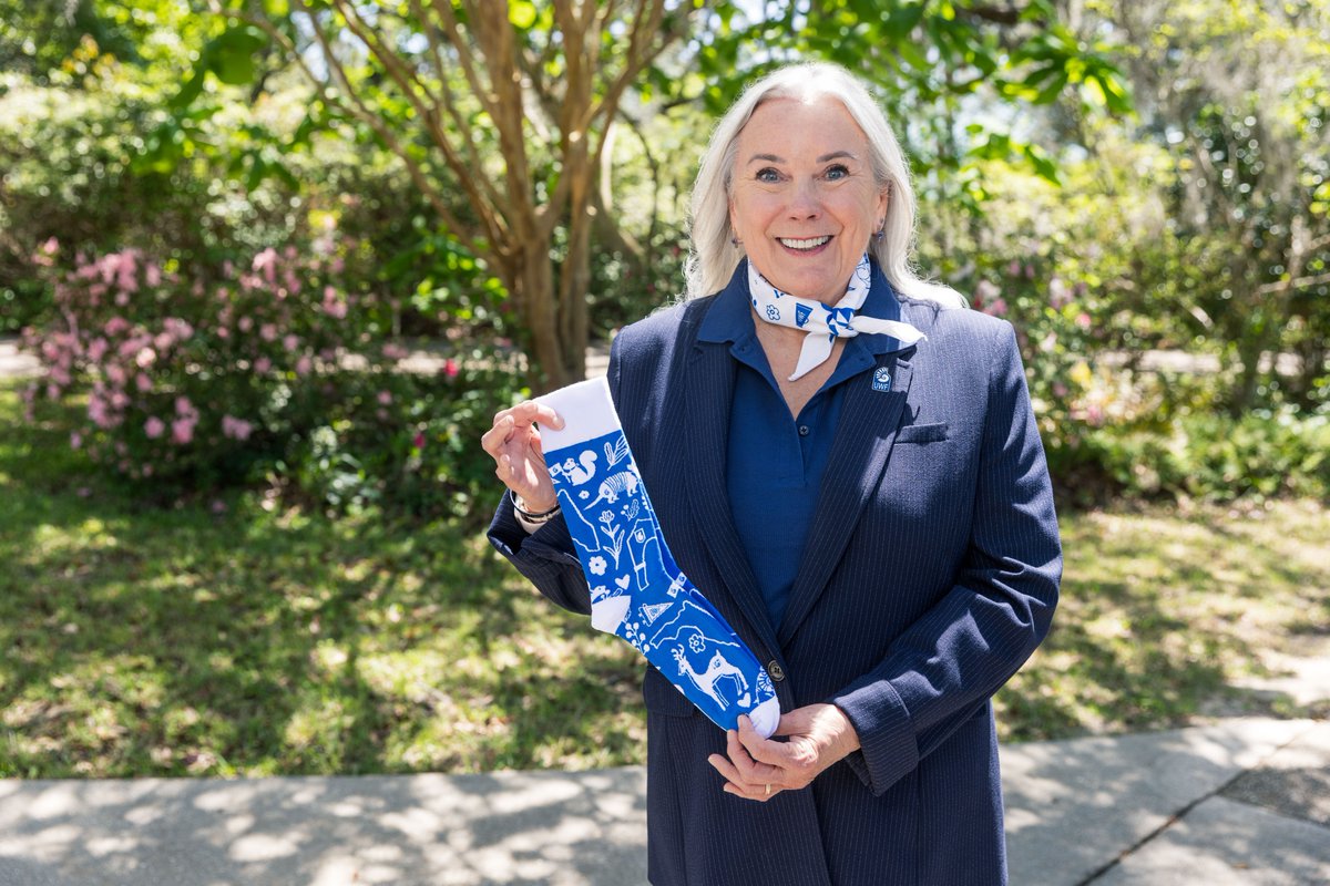 Today's the day! Join me in giving back to our beloved University for #UWFDayofGiving at dayofgiving.uwf.edu.

Let us know why you chose to give and share a photo of your most cherished <a href="/UWF/">UWF</a> memory.