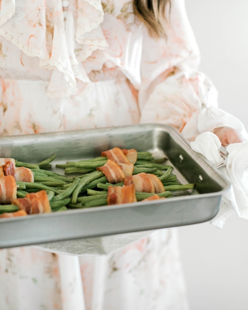 360Cookware's tweet photo. Don’t forget the side dish! 🍽️
This Easter cook up side dishes that fit perfectly with your main course. These bacon wrapped green beans &amp; our smashed potatoes with garlic aioli sauce are the perfect recipes to complete any meal.

https://t.co/fxajqwxGUy https://t.co/3wtUmQjbrD