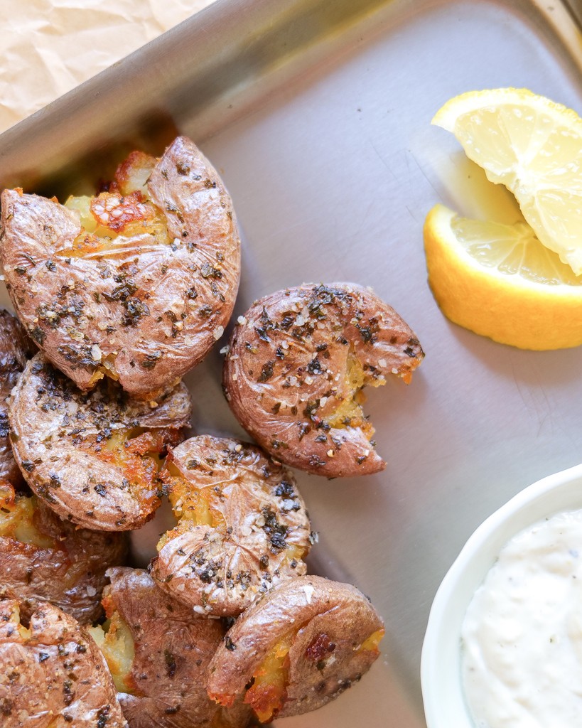 Don’t forget the side dish! 🍽️
This Easter cook up side dishes that fit perfectly with your main course. These bacon wrapped green beans &amp; our smashed potatoes with garlic aioli sauce are the perfect recipes to complete any meal.

360cookware.com/blogs/recipes/…