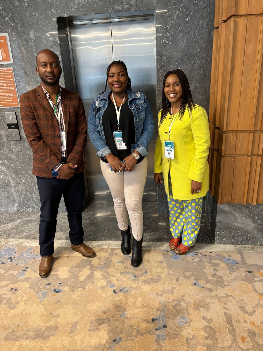 MapeousZeye's tweet photo. Flashback to a fantastic Energy Efficiency &amp; Green Tech event by Swedish Alumni Network, supported by @SweInstitute &amp; Climate Hub in Kampala in August 2024. Great connecting with @DianahTibatemwa. 
#EnergyEfficiency #GreenTech #Sustainability #Networking #SwedishAlumniNetwork https://t.co/HQdpXGAWyX